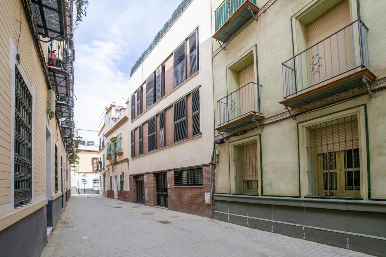 Alohamundi San Julian Apartment Seville Exterior photo