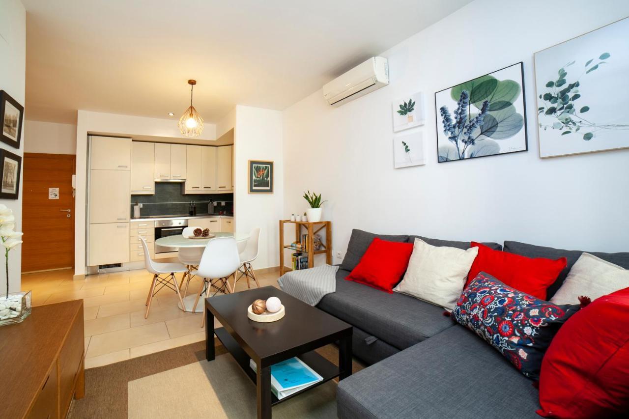 Alohamundi San Julian Apartment Seville Exterior photo
